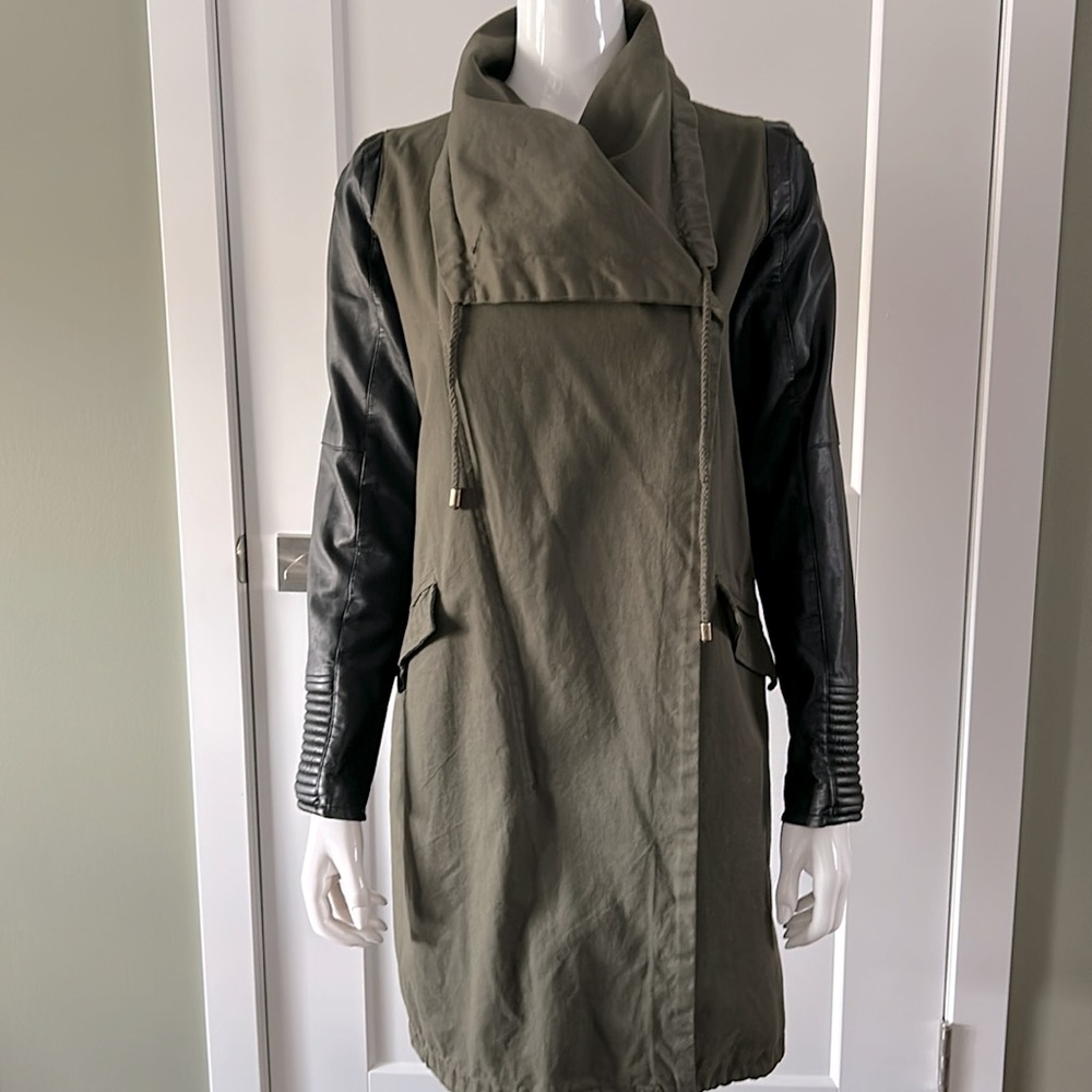 Love Destroyed Waterfall Bikers Jacket Cdn 🇨🇦 made - Picture 14 of 15